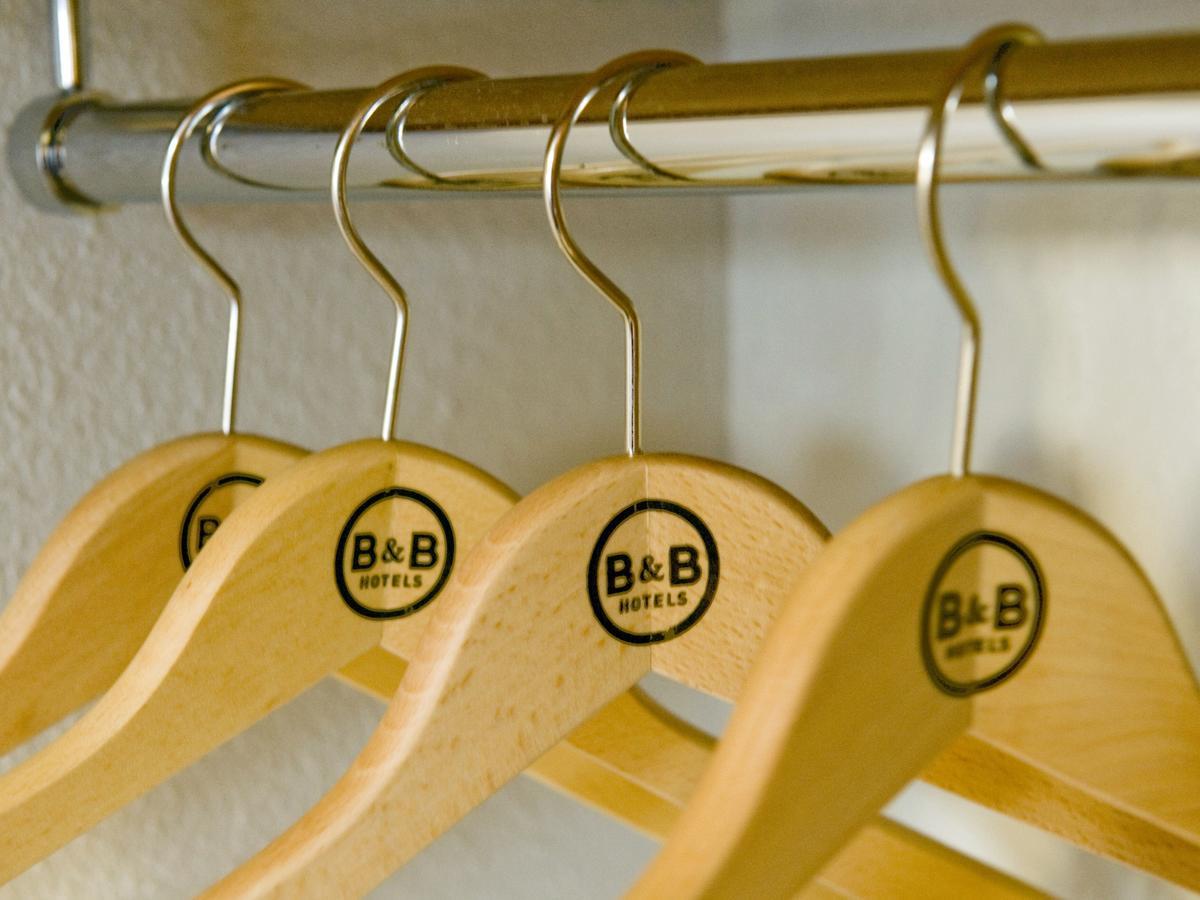 B&B Hotel Clermont-Ferrand Le Brezet Aeroport ภายนอก รูปภาพ
