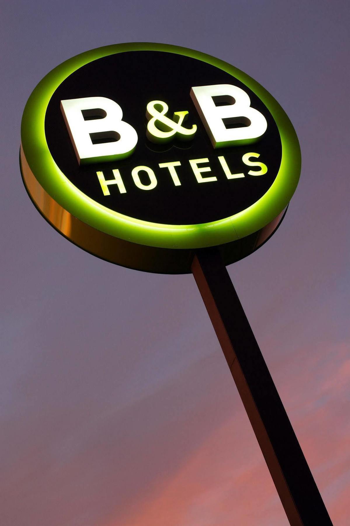 B&B Hotel Clermont-Ferrand Le Brezet Aeroport ภายนอก รูปภาพ